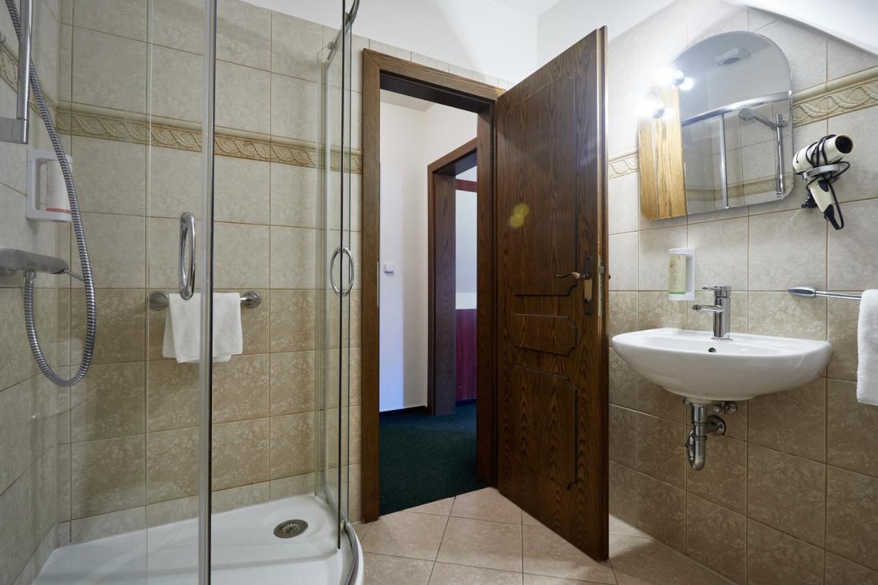 Vivaldi Apartments มิคูลอฟ ภายนอก รูปภาพ